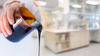 lab-pour-small